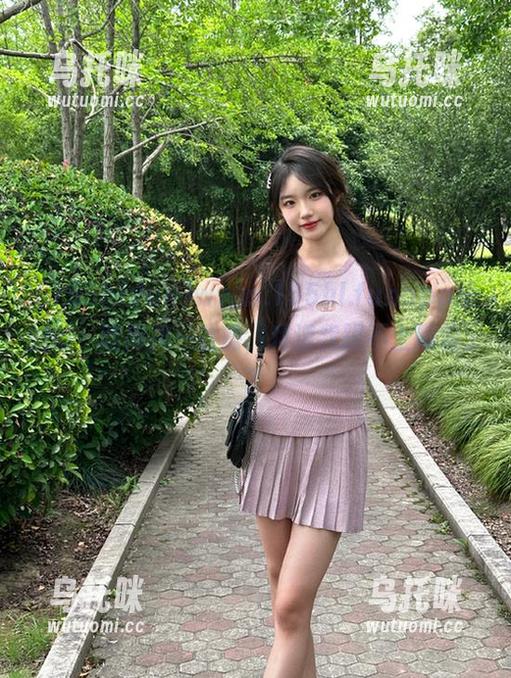155hl.fun www.155hl.funapp里的瓜,吃得我一脸懵,难道我跟不上潮流了?