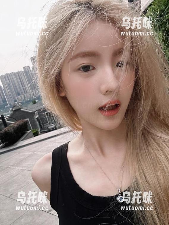 51.cn 每次看51.cn的资源,都在想会不会有一天把我也拍进瓜里?