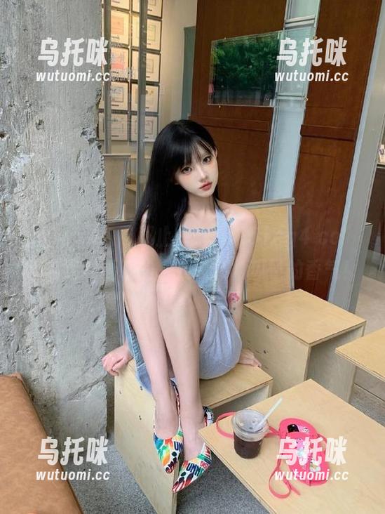 51cg 入口不止一个:“51cg4 co”带你走进无聊的次元,体验瓜子的香气!