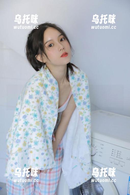 51cg 在“51cg4”上的永久瓜,越咬越能感受到微妙的果香!