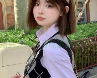 网址揭秘！51吃瓜首页上演网红黑料大片，有味道的瓜真香！