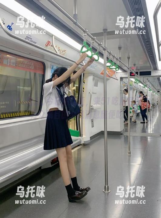 51吃瓜 今日拼脸值,来51吃瓜官网,万众瞩目的小道消息随便吃!