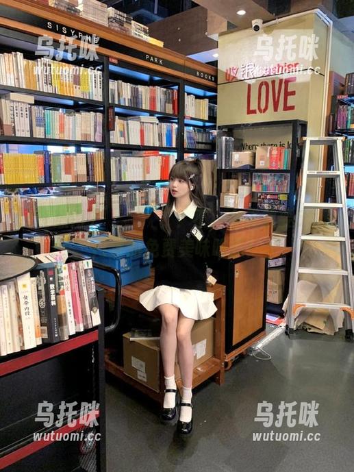 51热门 кироти?不,今天就要51热门送的免费美味吃瓜!