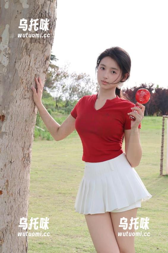 这视频中的瓜吃得我满脸问号，718娱乐果然总是能给我惊喜！