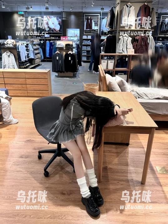 听说苹果版的91黑料对日常胆量要求不低，来了就跟上热闹吧，八卦怎么能停！