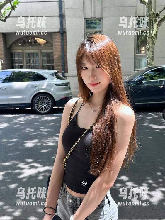 zztt zztt21首页:一边吃瓜一边乐,心情直接变好了呢!
