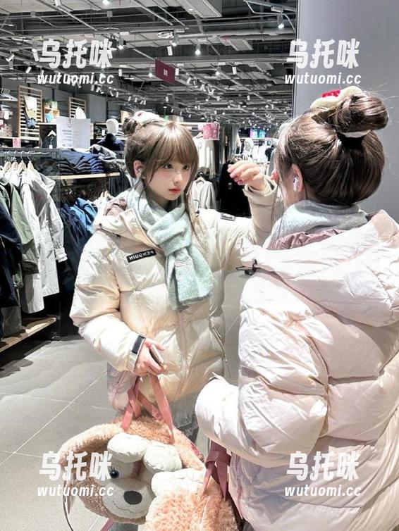 狂欢夜必备，zztt黑料发布官网入口带你颠覆想象哦～