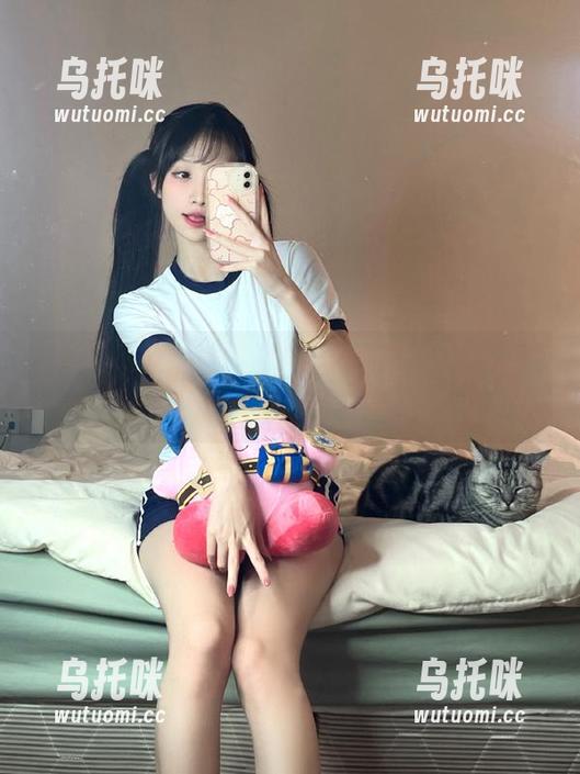 五一吃瓜 今天网页上又是热门大瓜,五一吃瓜的我眼都瞪圆了!