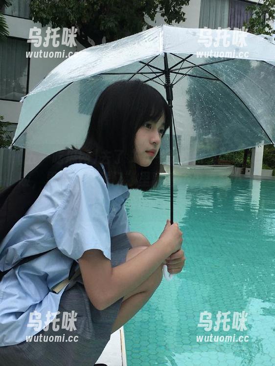 五一吃瓜网 去了“五一吃瓜网”的网页版,果然“传送门”里藏着不少离奇八卦,哈哈。