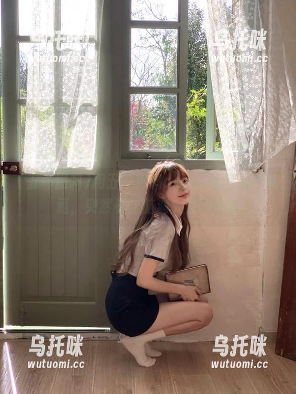 五一黑料 用五一黑料app,明明心不在焉,突然看到脑洞大开的内容