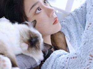 今日吃瓜网站，点击更新就能感受密集的八卦轰炸！