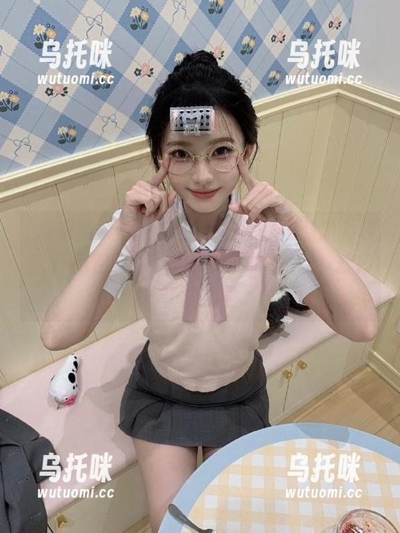 吃瓜黑料 我懵了,刚在吃瓜黑料里面收藏了不该说的八卦,心里那个美啊,就像偷了块奶酪。