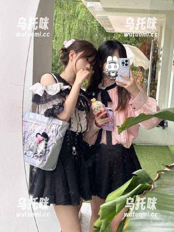 吃瓜黑料 这链接在哪?吃瓜黑料网站不是有绝密黑料吗?快来给我开个眼界啊!