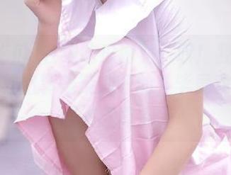 在线吃瓜网站：叹！我真怀疑这次网红出事是策划好的，毕竟戏都演得越来越真了。