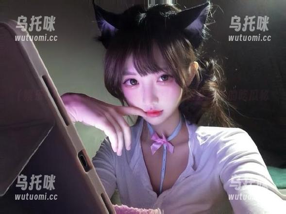 娱乐718 天气转凉,瓜却更香,赶紧分享你的吃瓜秘诀到娱乐718!