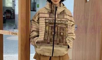 “泡泡吃瓜网ppcgfun”入口处的八卦真多，有些看得我心痒痒，联想无止境…
