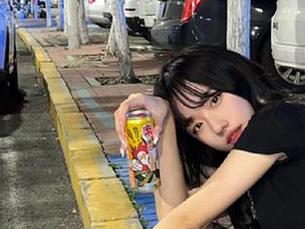 首页黑哥扒料，刚刚更新的天上掉馅饼的故事，让我想起我的小学梦，哈哈。