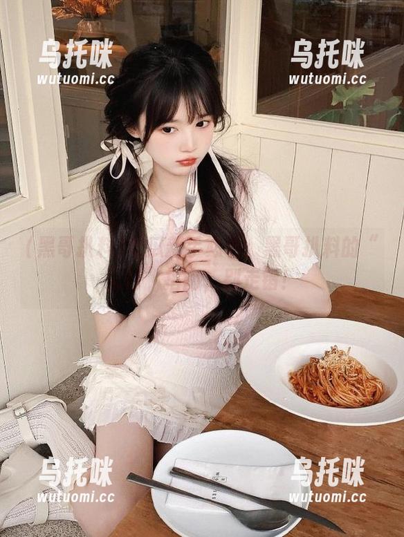 黑哥扒料 吃瓜新手必看:黑哥扒料的“入口”指南,别走错!