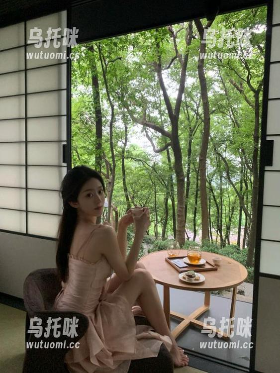 黑料51 不光是黑料,还有彩虹,快来下载“黑料51”体验本年度最大反转!