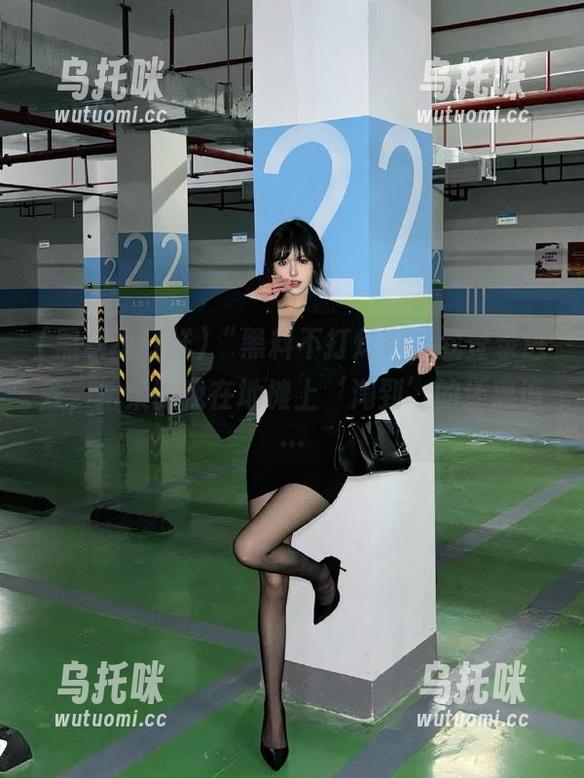 黑料不打烊 “黑料不打烊”,我登录进去,结果比我在地摊上‘淘到’的还离谱…