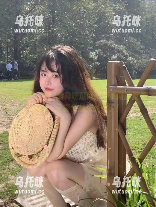 黑料吃瓜网 黑料吃瓜网:网页间的反差流行,正能量越来越强了!