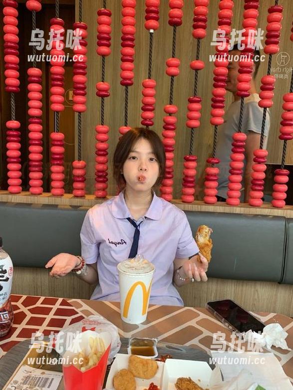 黑料正能量 好奇2025最新网页会给我啥?黑料正能量入口的内容太赞,偷瞄一下试试