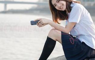 黑料社区入口：免费的欢乐，等你来破瓜！